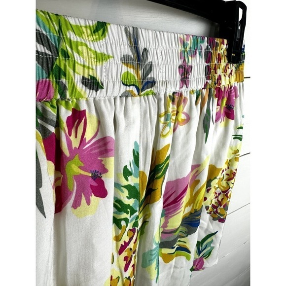 NWT Le Superbe Fruit Salad Shorts Size 0 Retail: $195 - Picture 5 of 7